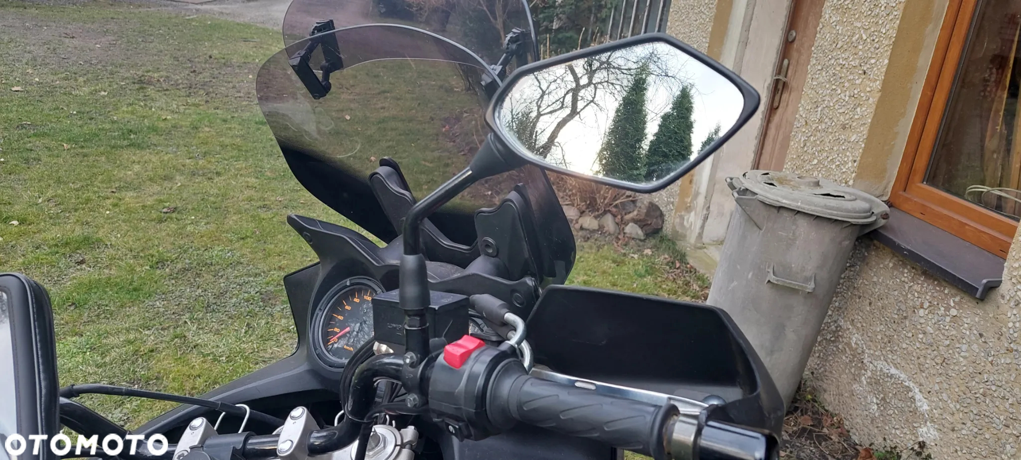 Suzuki DL - 5