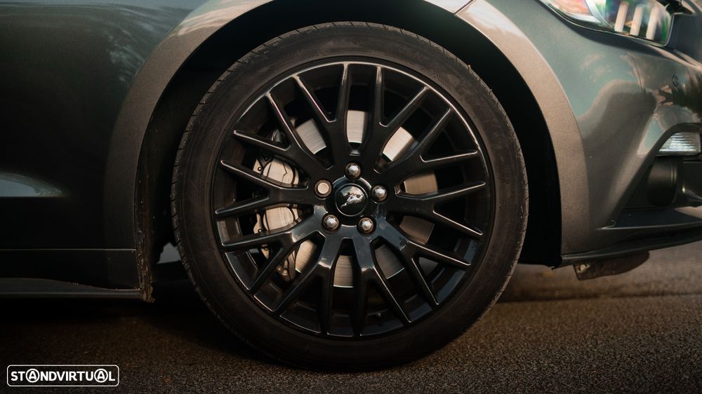 Ford Mustang 2.3i EcoBoost - 9