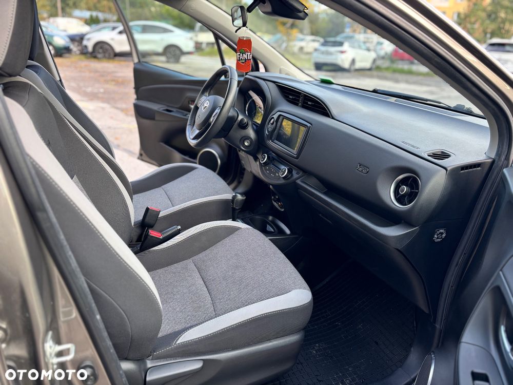 Toyota Yaris - 8