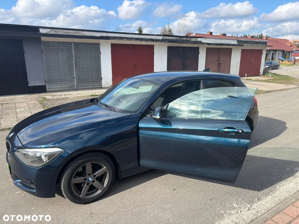 BMW Seria 1 116d Sport Line - 10