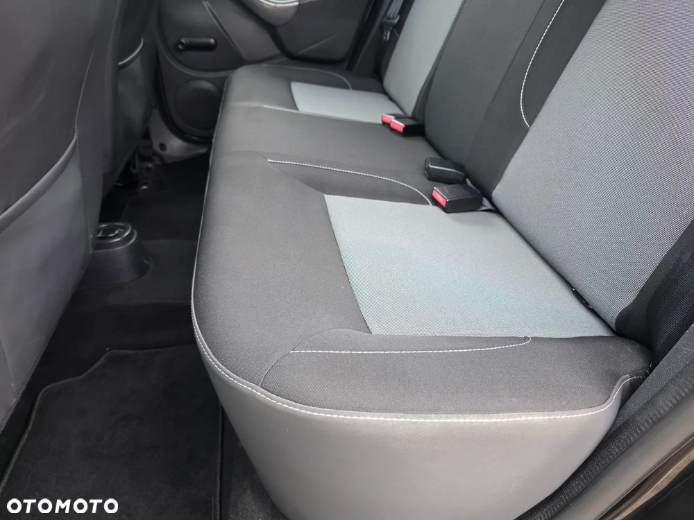 Dacia Duster 1.6 SCe Prestige - 24