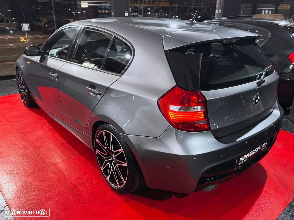 BMW 118 d Pack M - 4