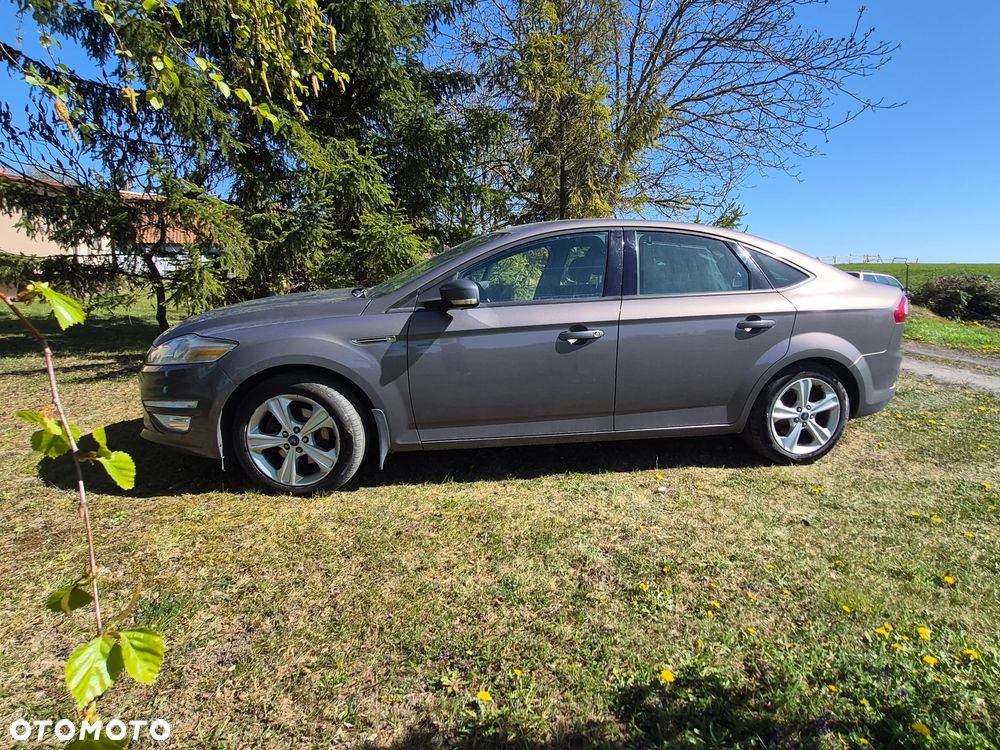 Ford Mondeo 1.6 T Gold X - 23