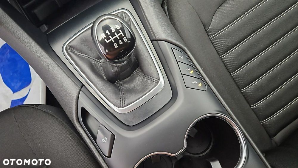Ford Mondeo - 18