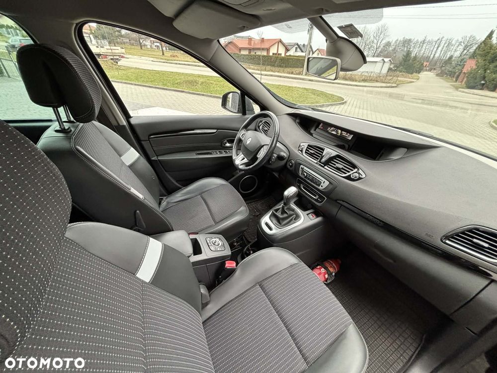 Renault Scenic dCi 110 EDC Expression - 22