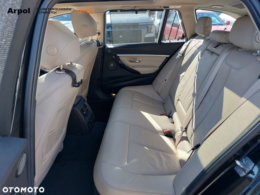 BMW Seria 3 320d xDrive Sport Line - 27