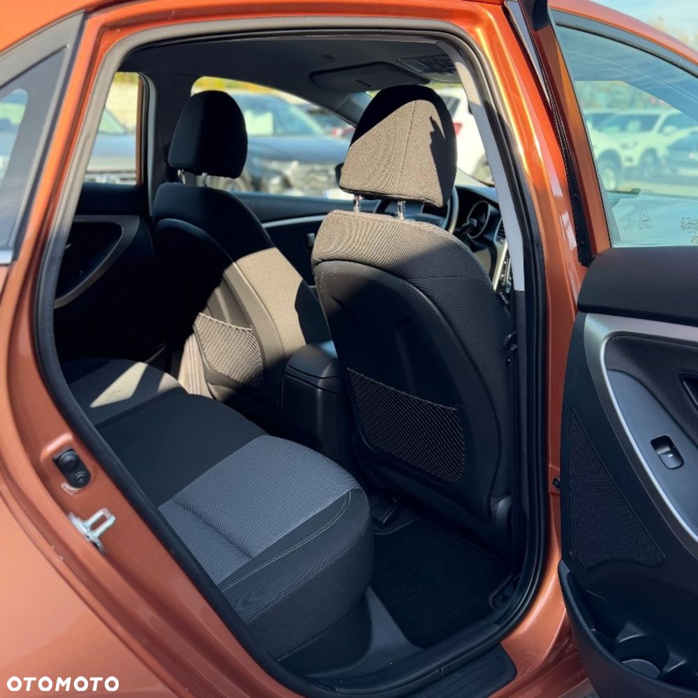 Hyundai i30 - 17