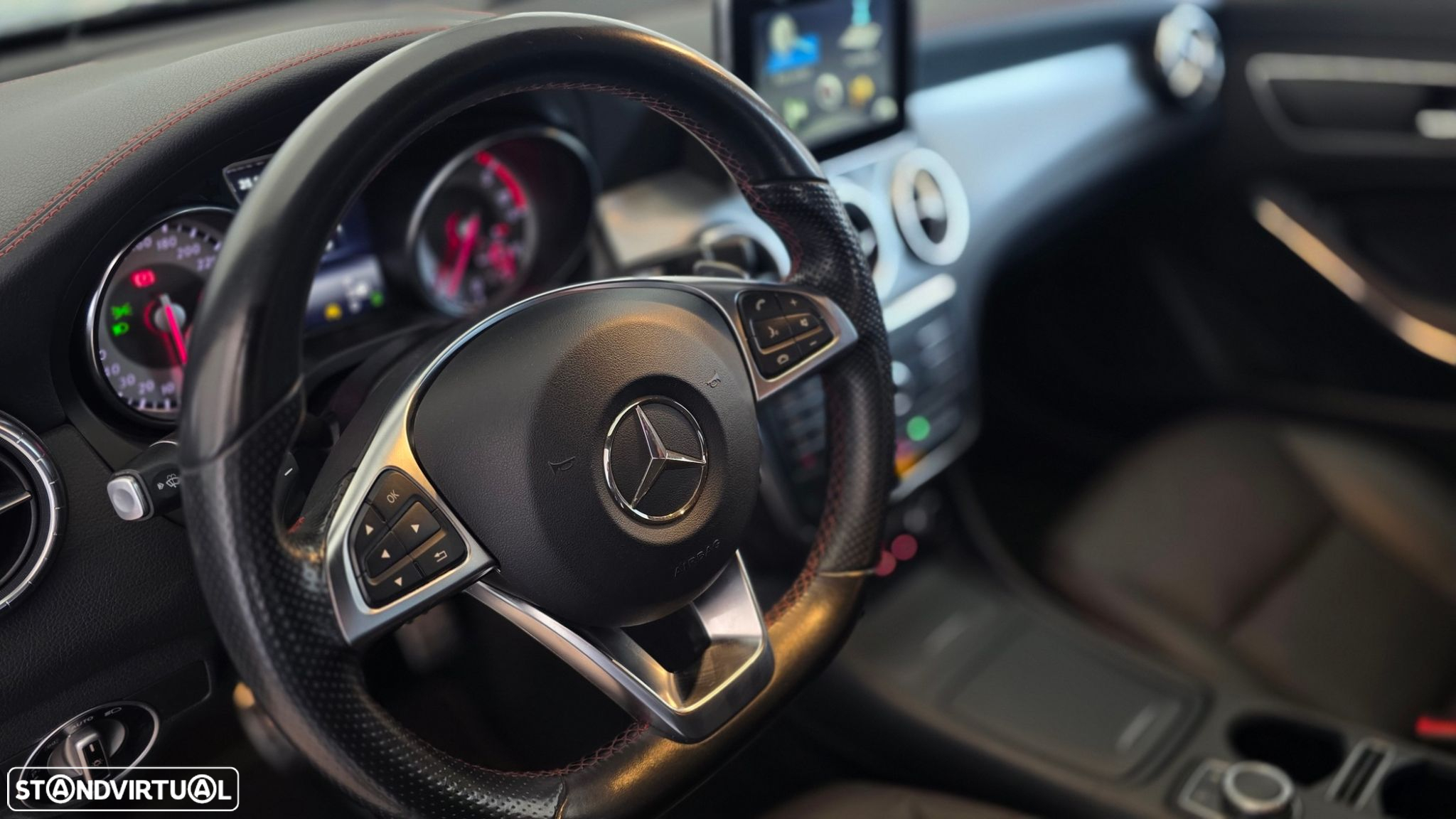 Mercedes-Benz CLA 220 d Shooting Brake AMG Line Aut. - 15
