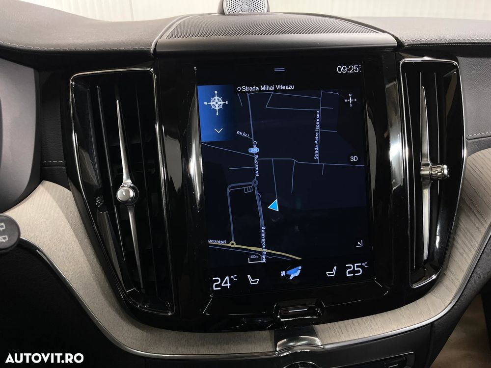 Volvo XC 60 Recharge T8 Twin Engine eAWD Inscription - 18