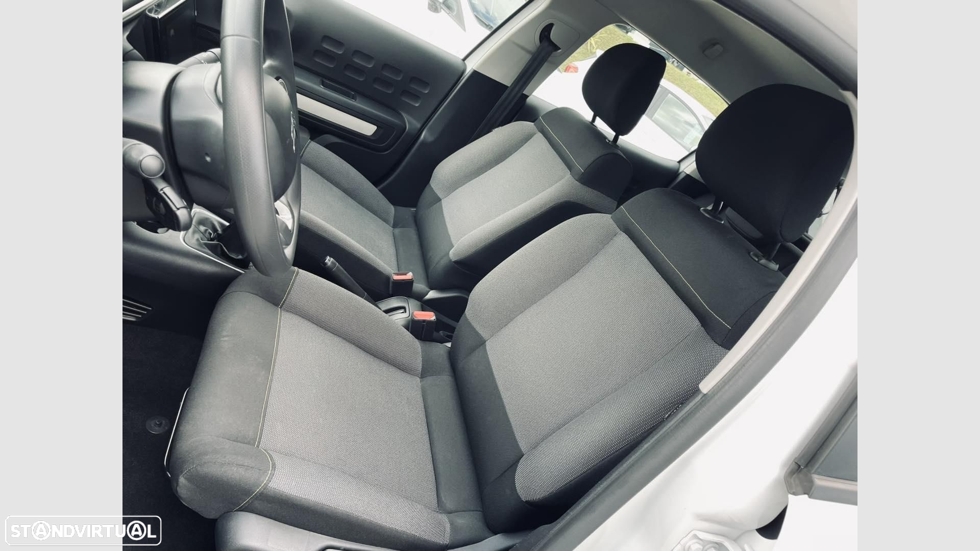 Citroën C3 1.2 PureTech C-Series - 9