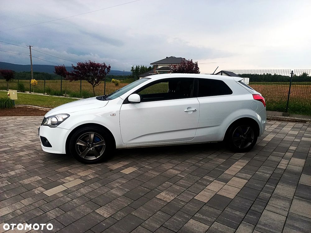Kia ProCeed 1.6 CVVT Spirit - 22