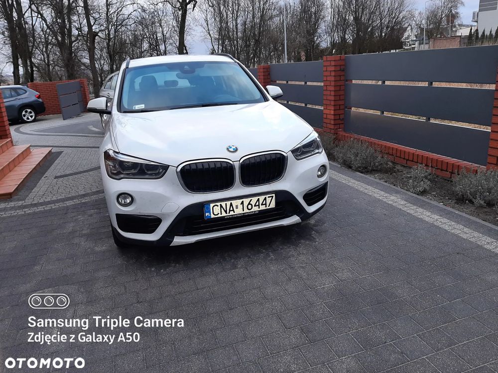 BMW X1 sDrive18d Sport Line - 1