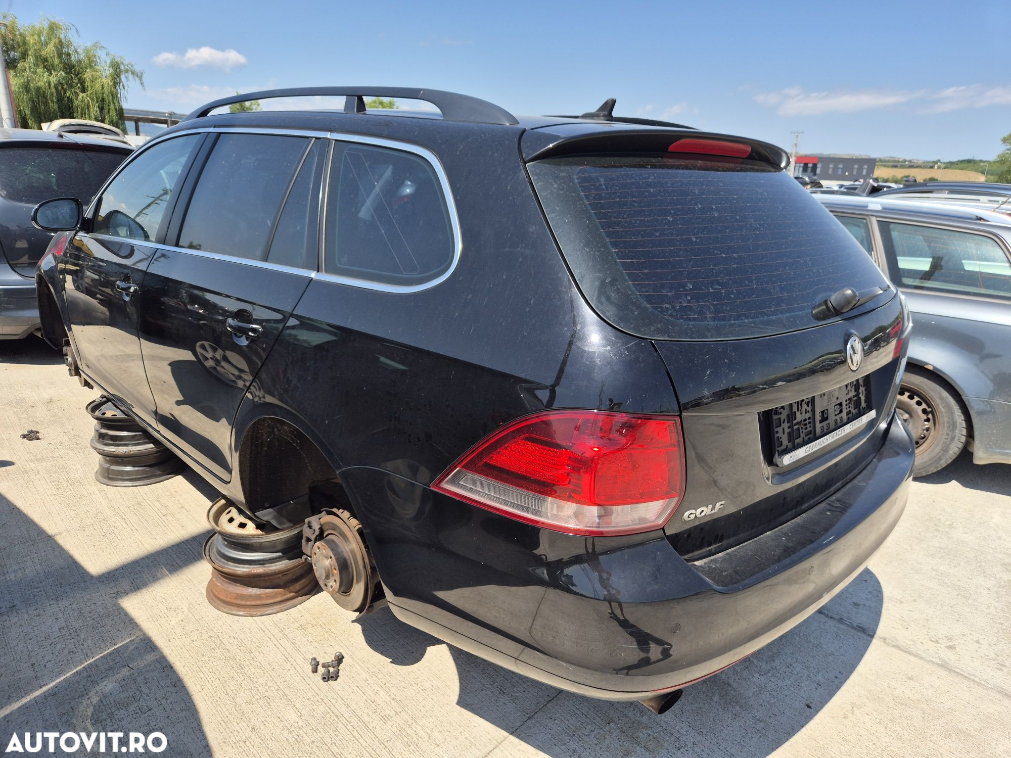 Dezmembram Volkswagen Golf 6 Combi 2011 1.6tdi EURO 5 CAY - 3