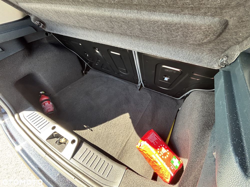 Ford Fiesta - 16