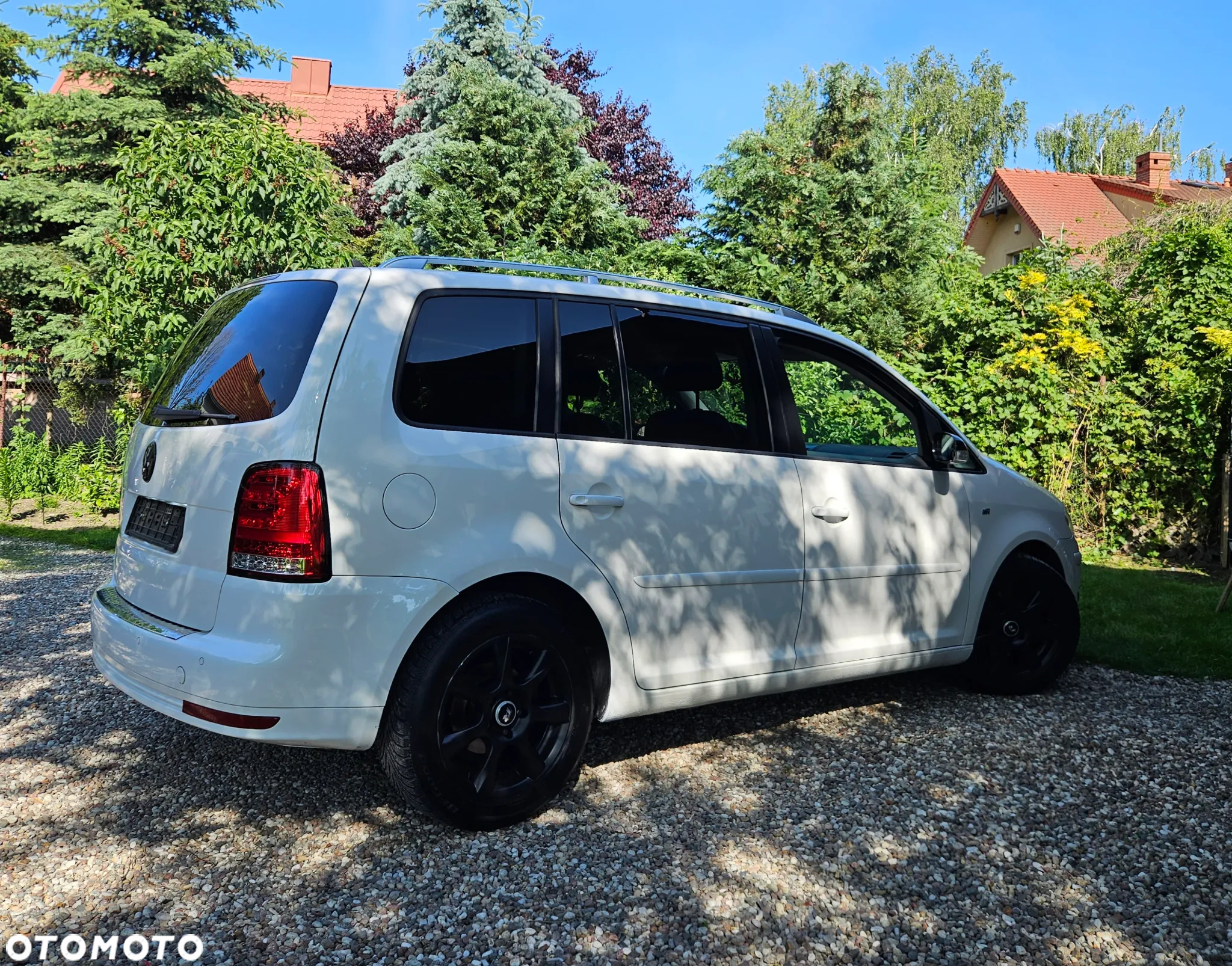 Volkswagen Touran 2.0 TDI DPF R-Line Edition - 6