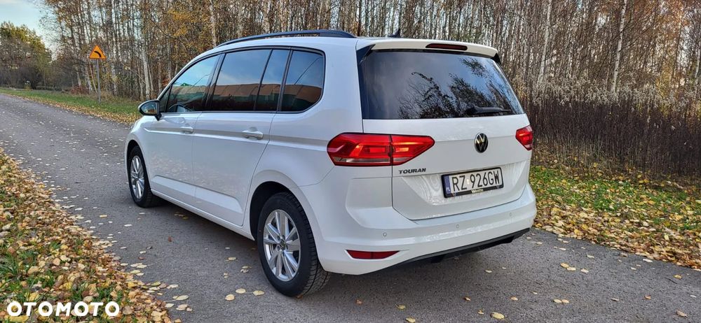 Volkswagen Touran 2.0 TDI BMT SCR Comfortline - 11