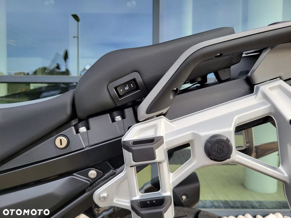 BMW R - 9