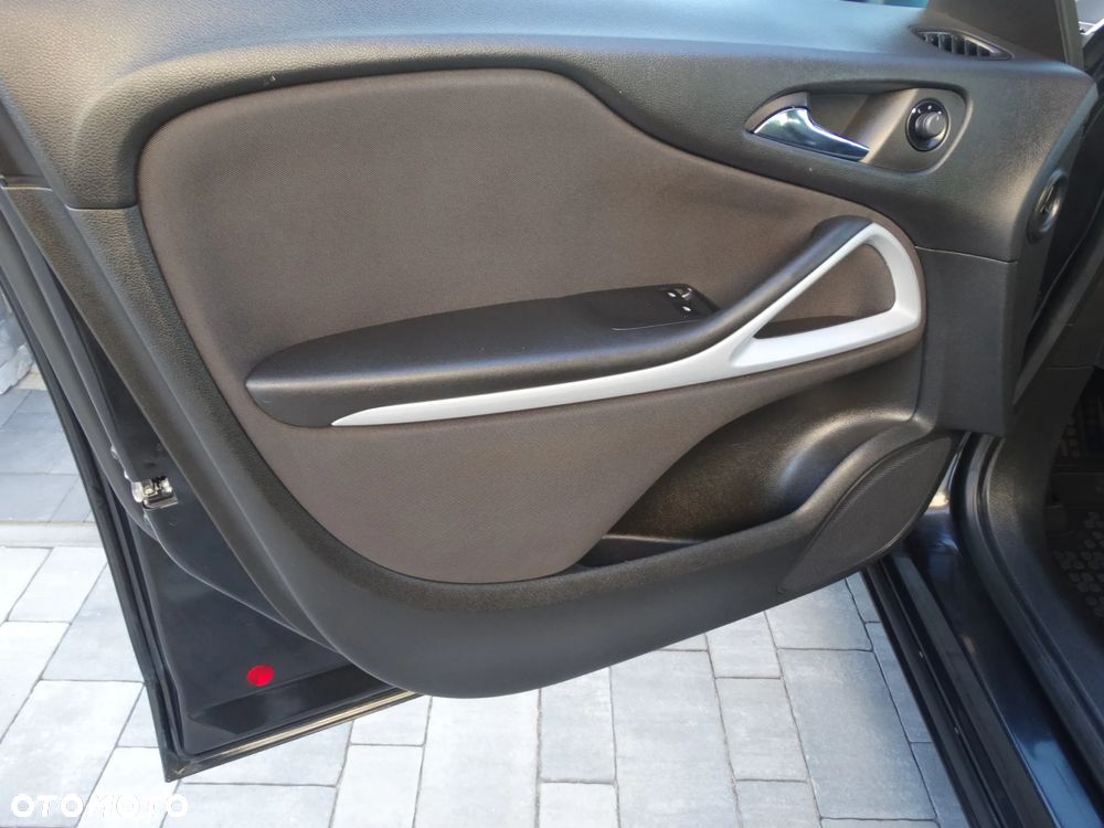 Opel Zafira Tourer 1.4 Turbo Active - 15