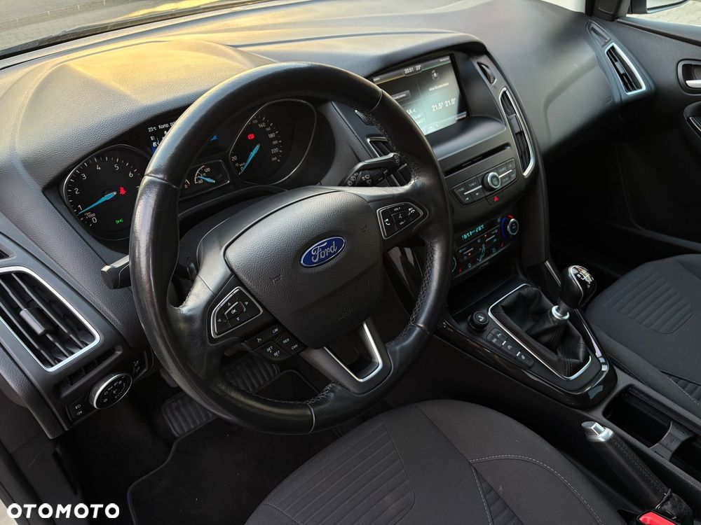 Ford Focus 1.0 EcoBoost Titanium ASS - 17