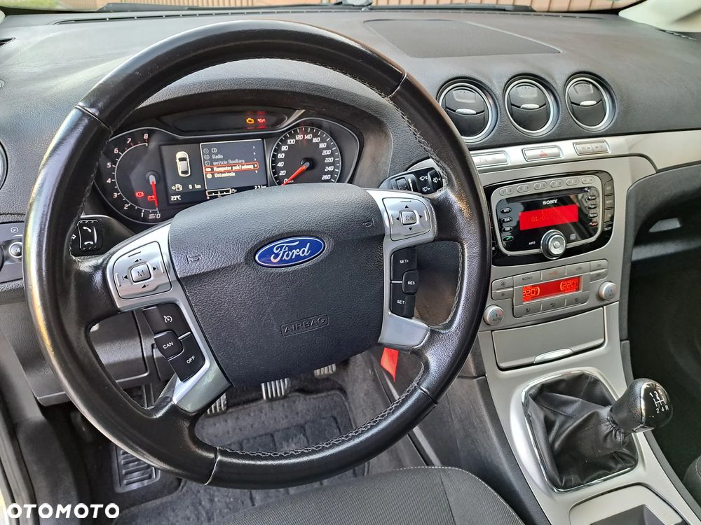 Ford Galaxy 2.0 FF Titanium - 8