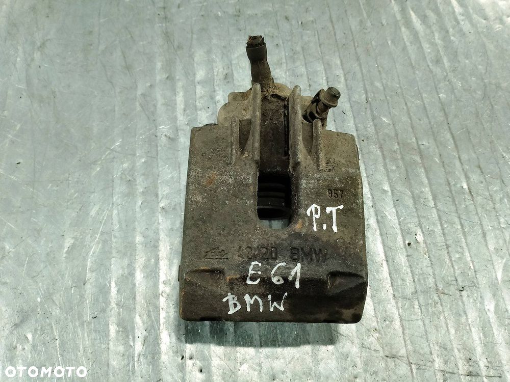 ZACISK HAMULCOWY PRAWY TYŁ BMW E61 3.0 D - 1