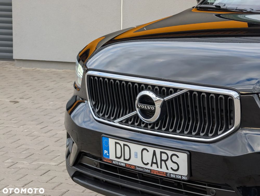 Volvo XC 40 T3 Momentum - 8