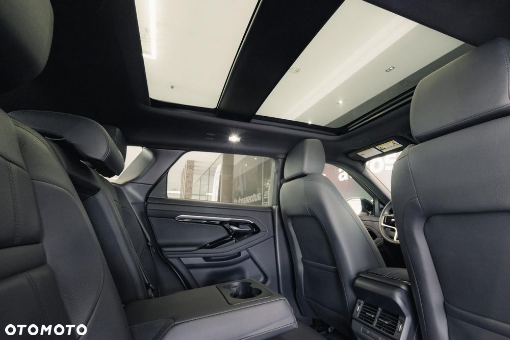Land Rover Range Rover Evoque - 32