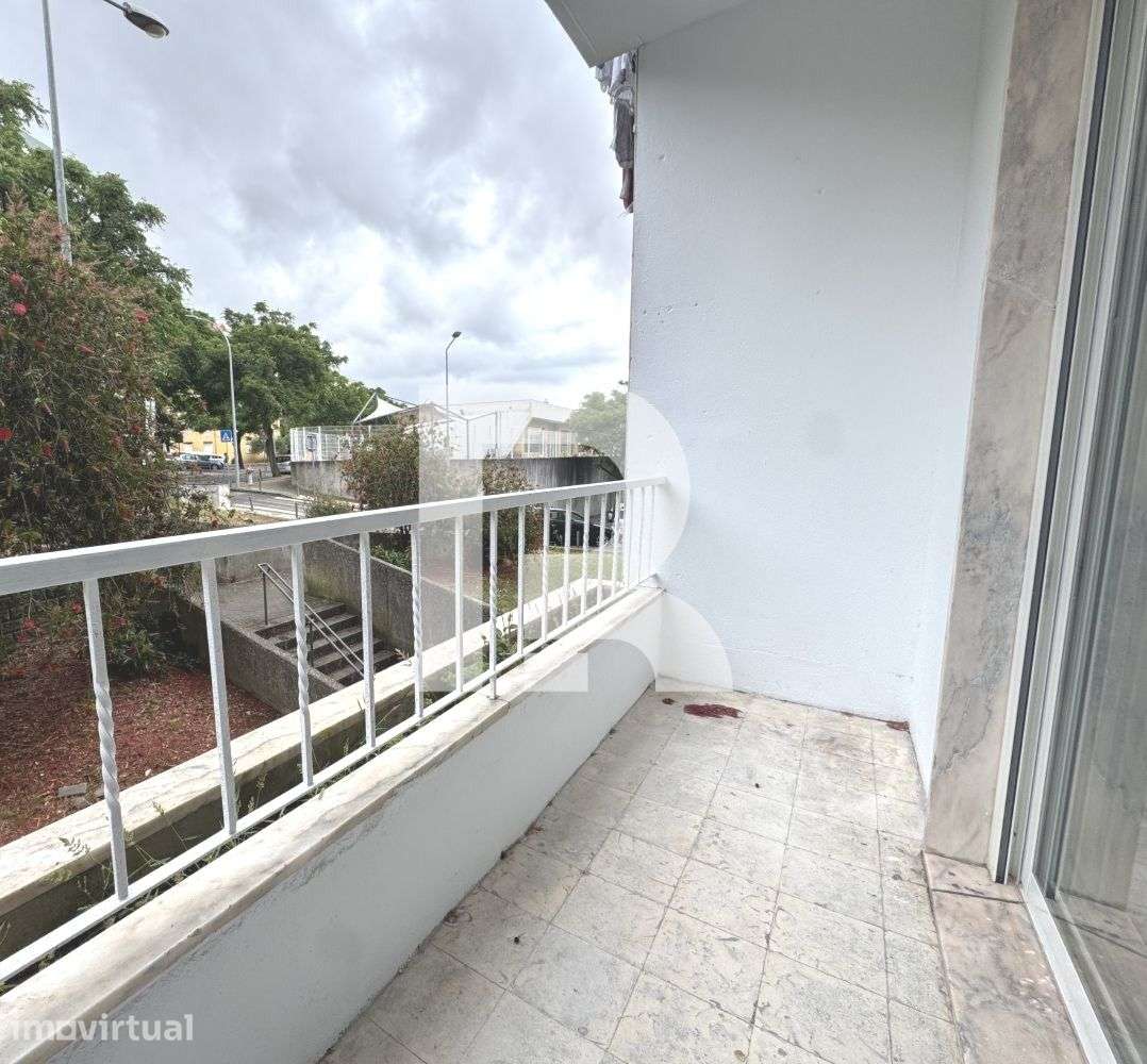Apartamento T3 totalmente remodelado na Amadora - Grande imagem: 4/15