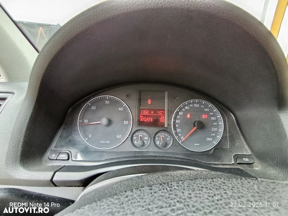 Volkswagen Golf 1.9 TDI Comfortline - 6