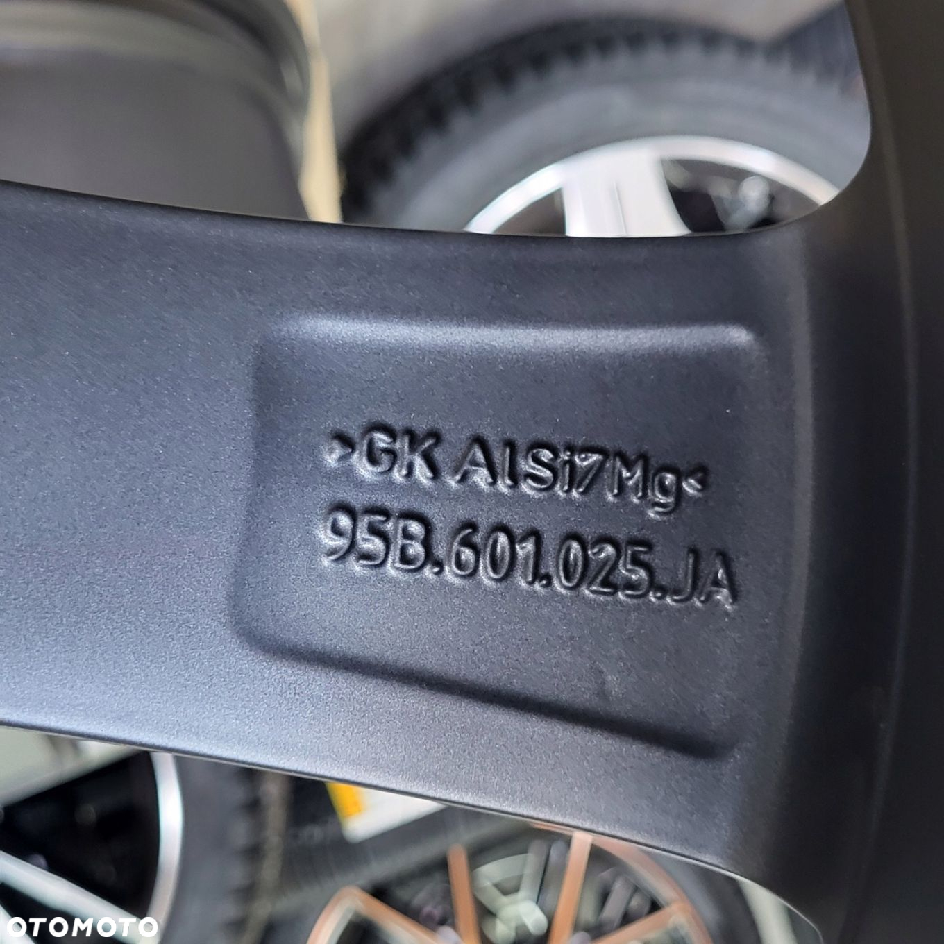 Zimowe 20 PORSCHE MACAN T S TURBO GTS Oryginalne Nowe 95B - 10