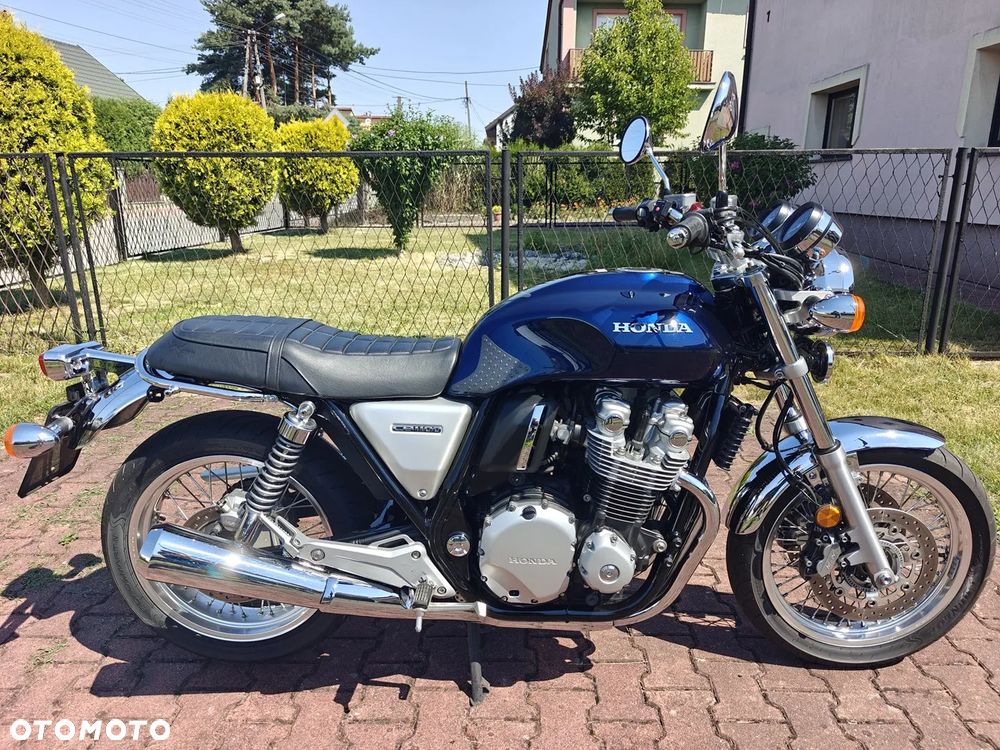 Honda CB - 2