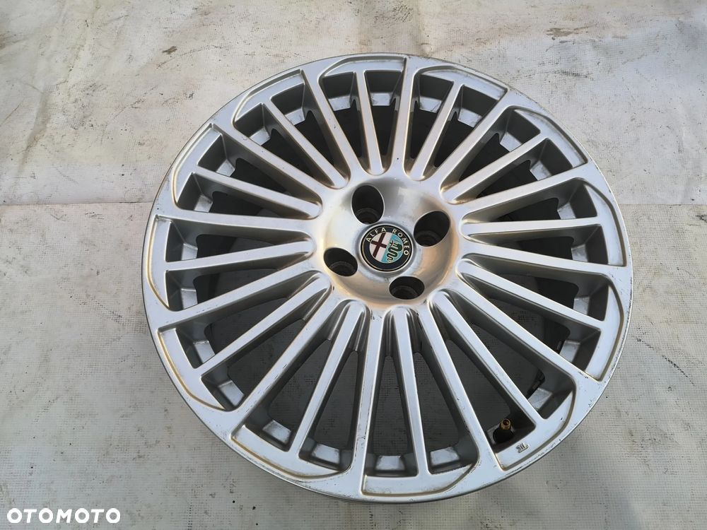 Felgi Aluminiowe Alufelgi Alfa Romeo Mito, Fiat 500 4x98x58,1 7Jx17H2 ET-39 NR 156078693 - 1