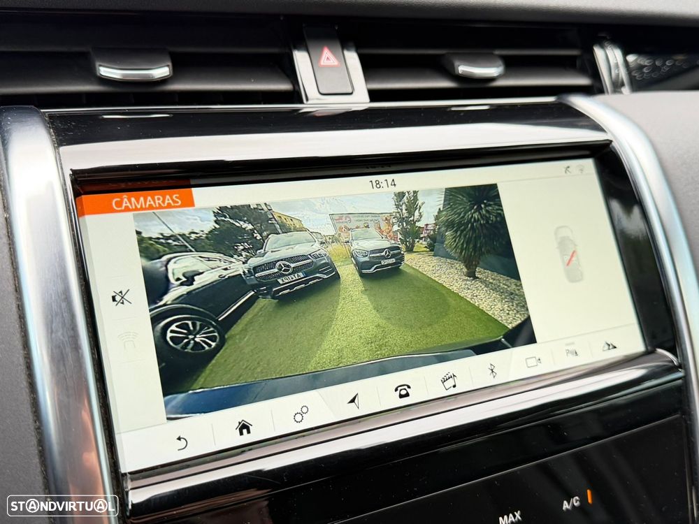 Land Rover Discovery Sport P300e Dynamic SE - 48