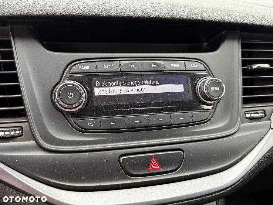 Opel Astra 1.4 Selection - 24