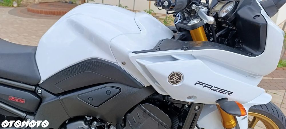 Yamaha FZ8 - 26