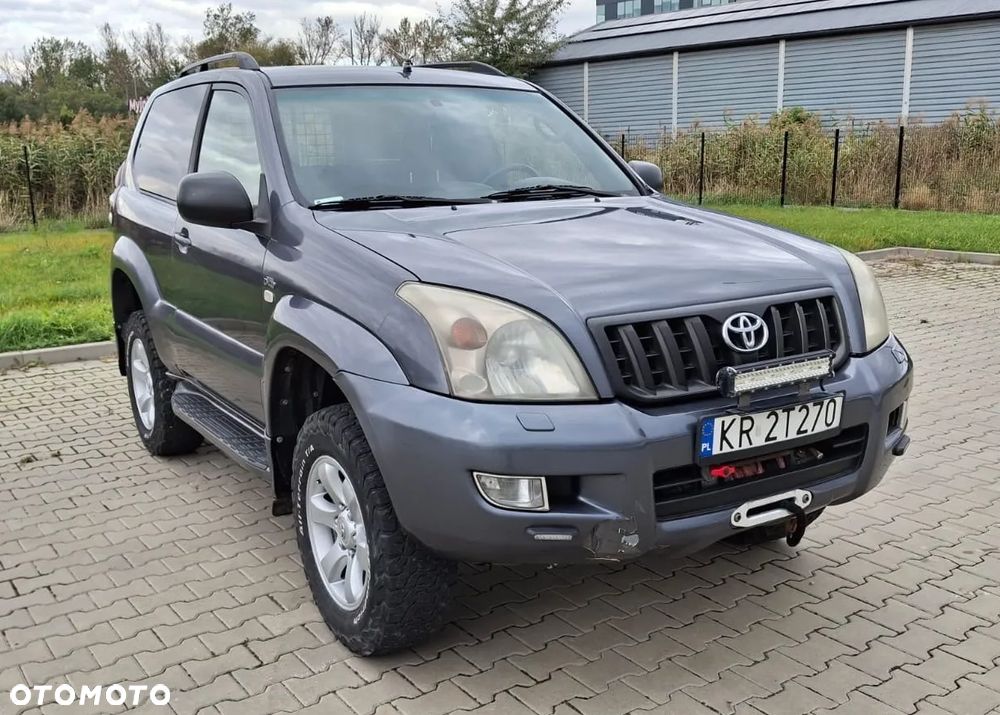 Toyota Land Cruiser - 1