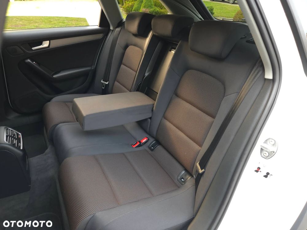 Audi A4 Allroad 2.0 TDI DPF S tronic - 37