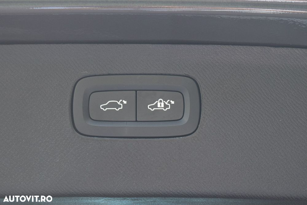 Volvo XC 90 B5 D AWD Geartronic RDesign - 26