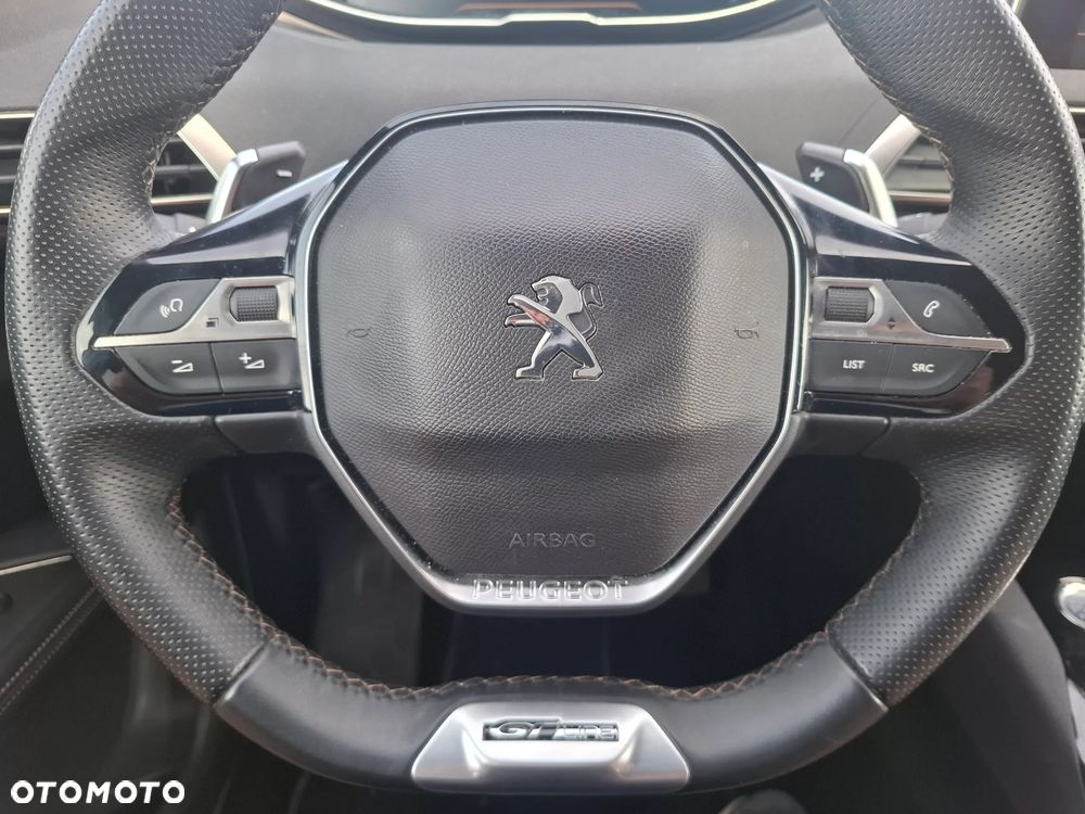 Peugeot 5008 1.5 BlueHDi Active S&S EAT8 - 17