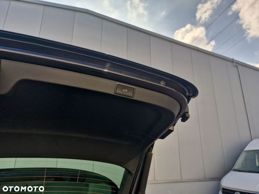 Skoda Octavia 1.5 TSI mHEV Selection DSG - 23
