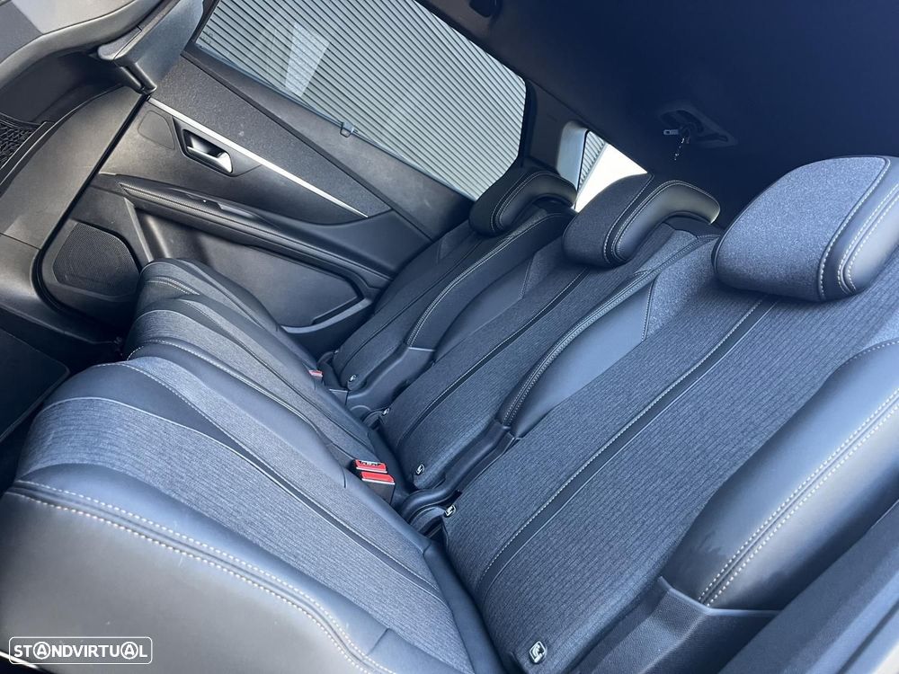 Peugeot 5008 1.5 BlueHDi Allure Pack EAT8 - 10