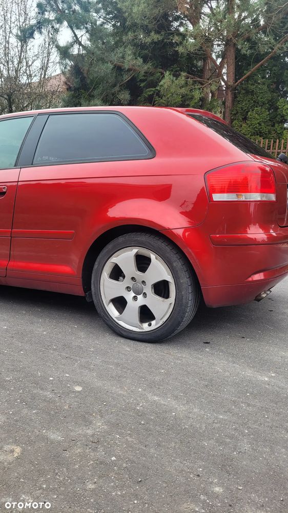 Audi A3 3-drzwiowe 2.0 TDI DPF Ambition - 3
