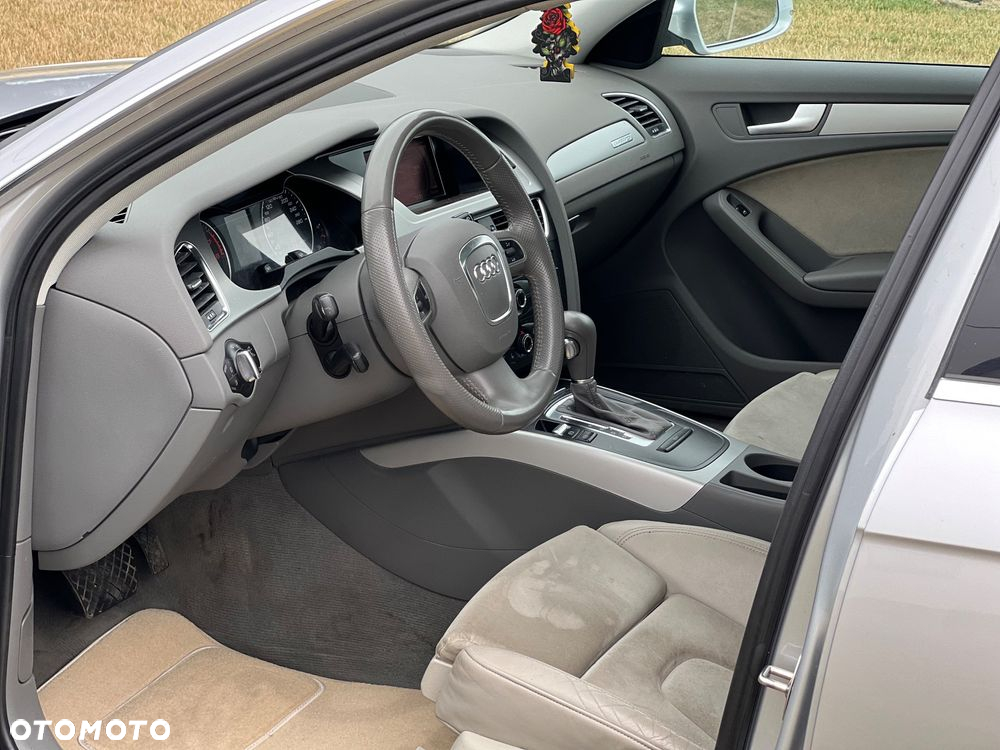 Audi A4 2.0 TFSI Quattro S tronic - 23
