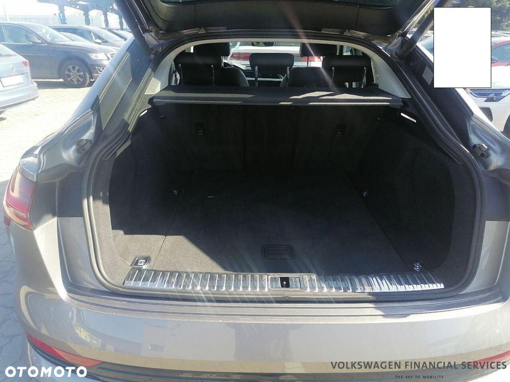 Audi e-tron - 13