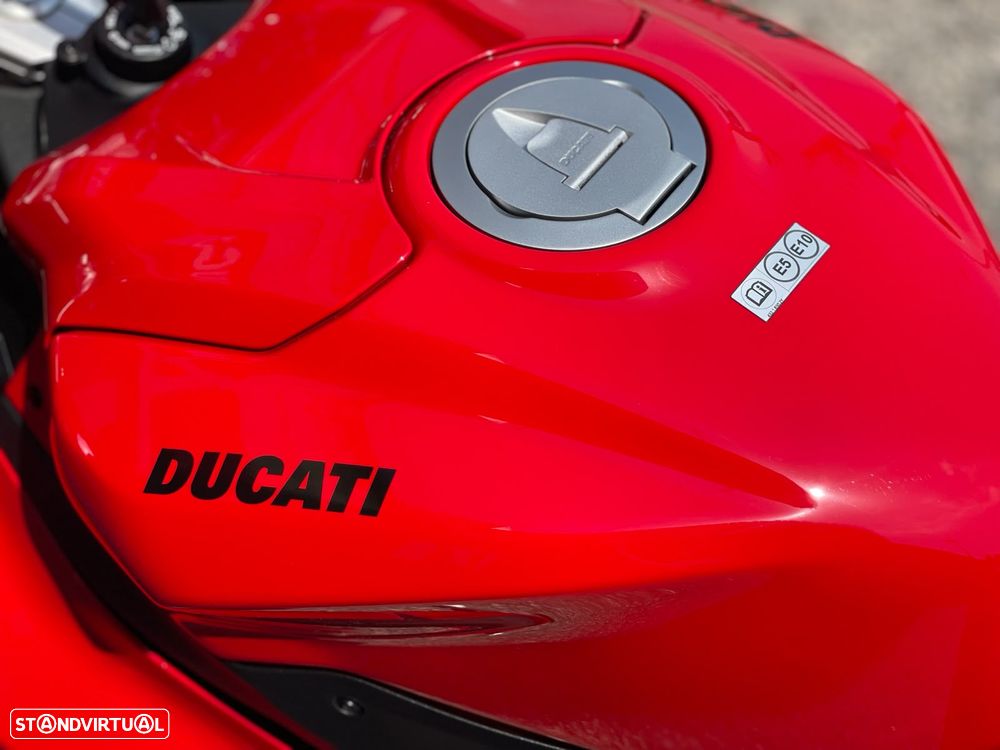 Ducati Panigale V2 S - 14