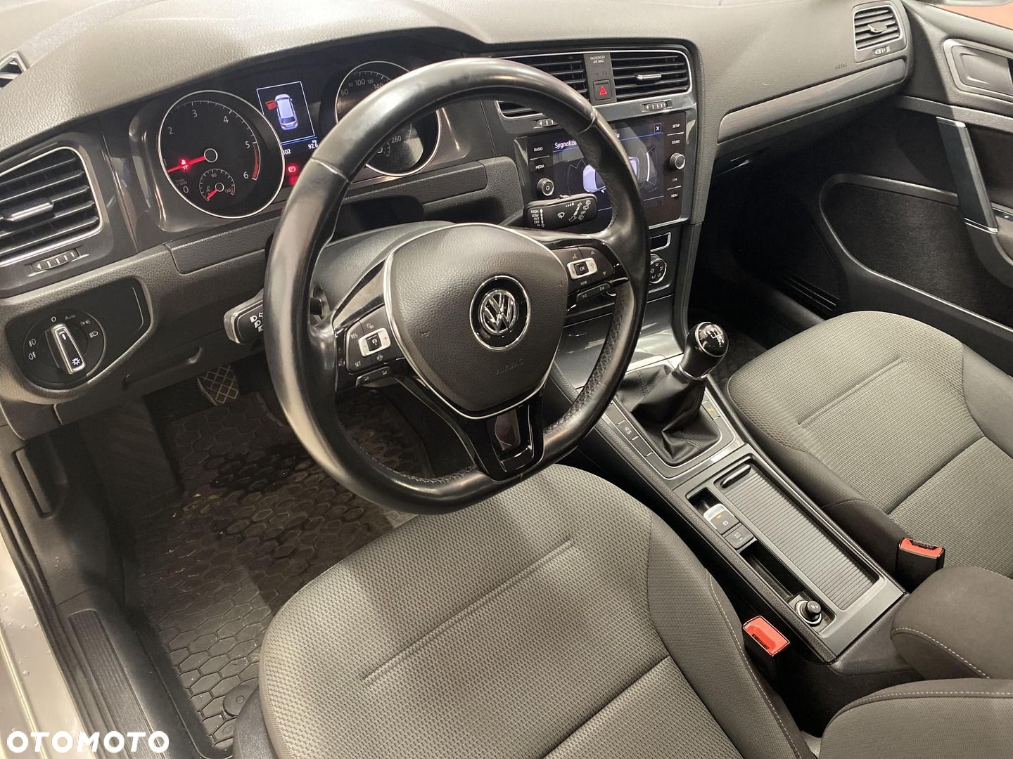 Volkswagen Golf VII 1.6 TDI BMT Highline - 10