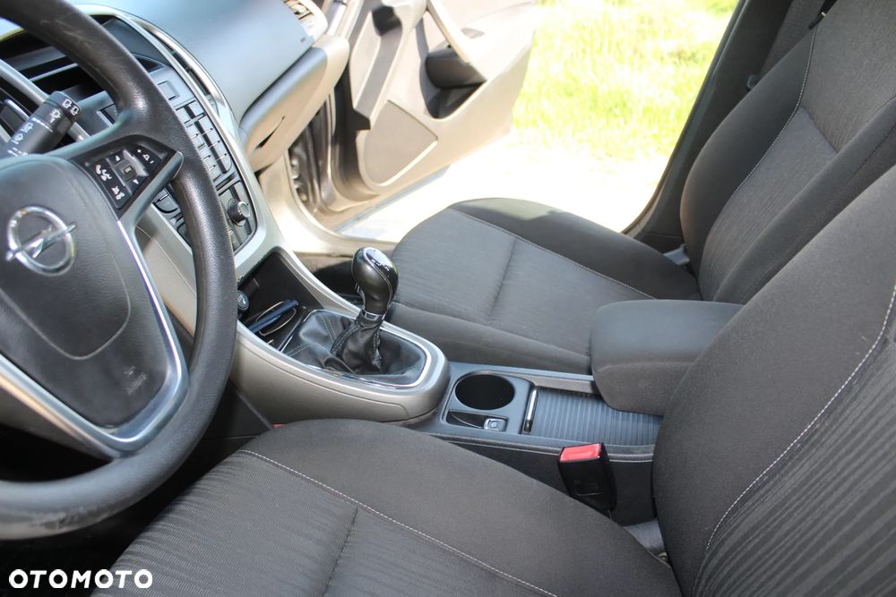 Opel Astra - 9