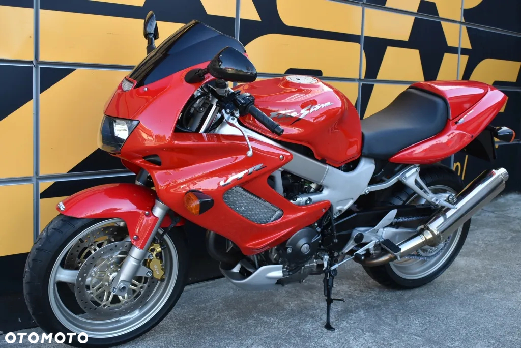 Honda VTR - 6