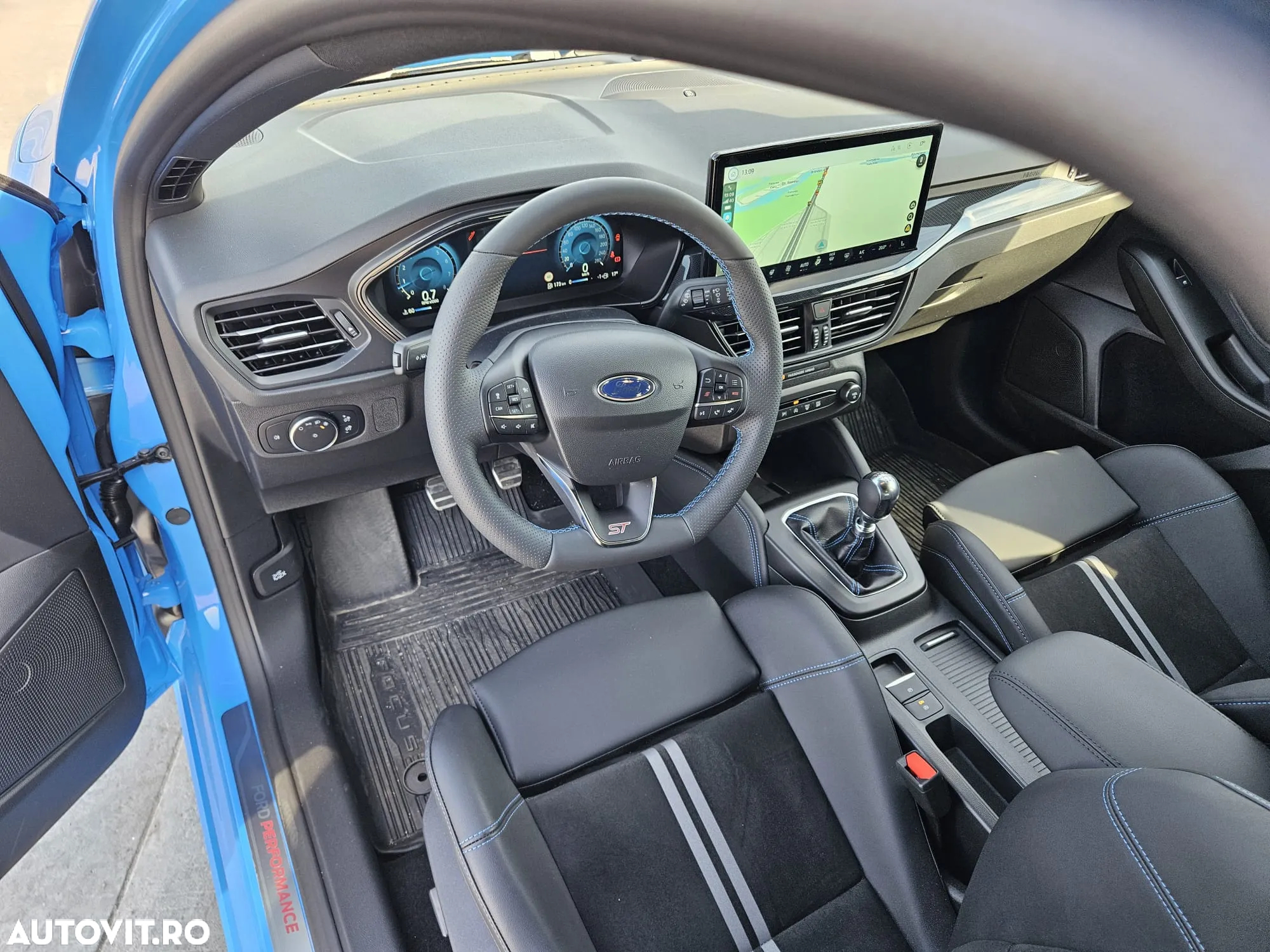 Ford Focus 2.3 Ecoboost ST X - 10