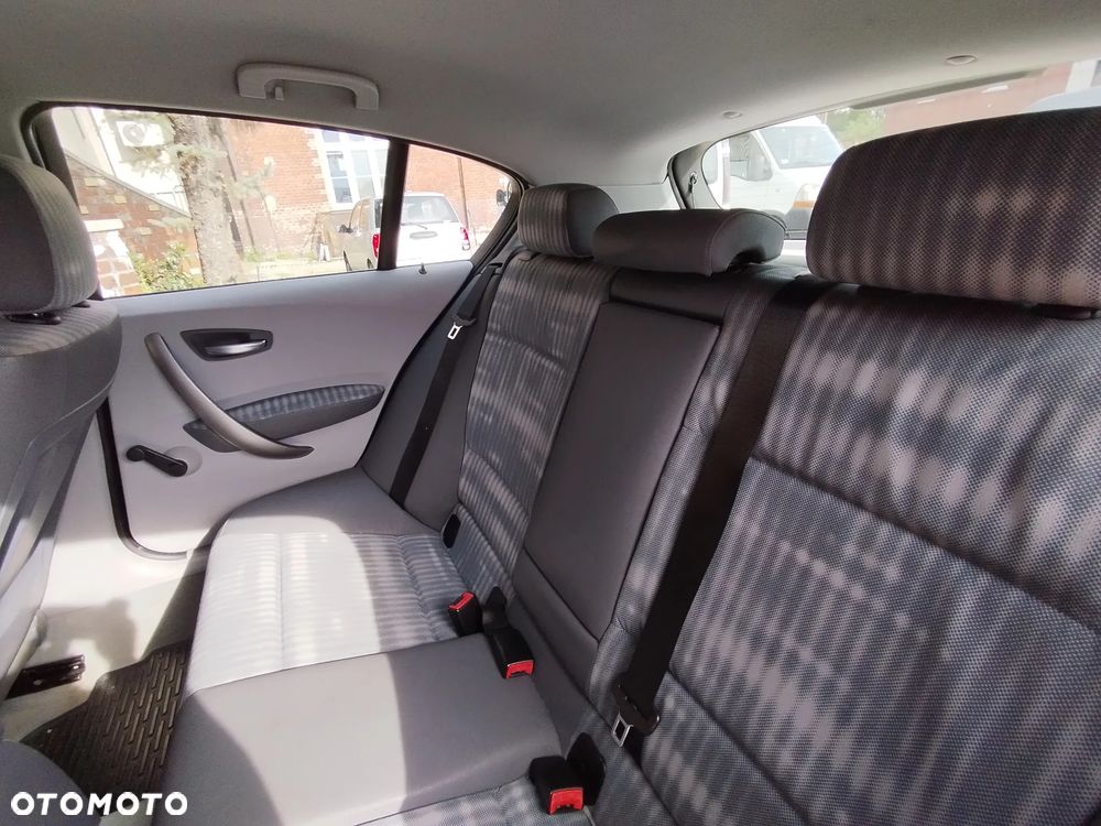 BMW Seria 1 - 9